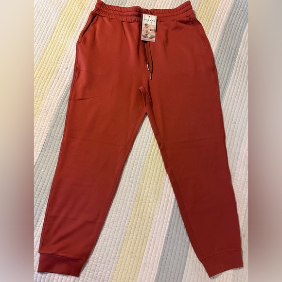 HALARA Pants - HALARA Medium Mauve pants Joggers NEW